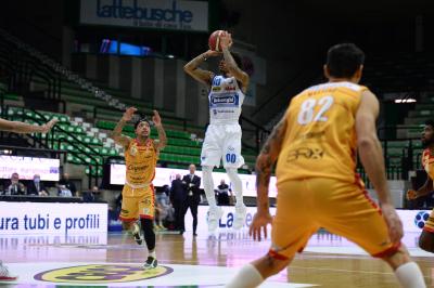 TREVISO 06122020 LBA NUTRIBULLET TREVISO BASKET - CARPEGNA PROSCIUTTO PESARO