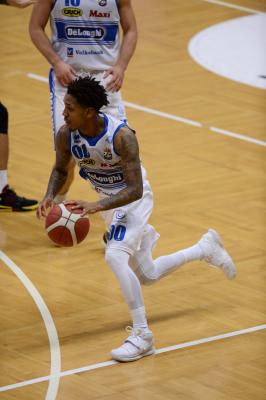TREVISO 06122020 LBA NUTRIBULLET TREVISO BASKET - CARPEGNA PROSCIUTTO PESARO