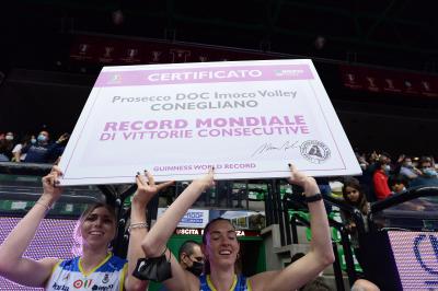 TREVISO 21102021 LEGAVOLLEY FEMMINILE CAMPIONATO PROSECCO DOC IMOCO - PREMIAZIONE 74 VITTORIE CONSECUTIVE