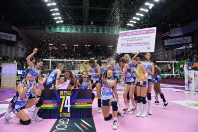 TREVISO 21102021 LEGAVOLLEY FEMMINILE CAMPIONATO PROSECCO DOC IMOCO - PREMIAZIONE 74 VITTORIE CONSECUTIVE