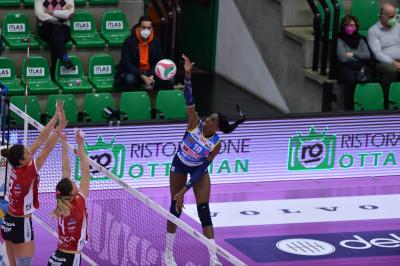 TREVISO 30122021 LEGAVOLLEY FEMMINILE COPPPA ITALIA PROSECCO DOC IMOCO - BOSCA SAN BERNARDO CHIERI