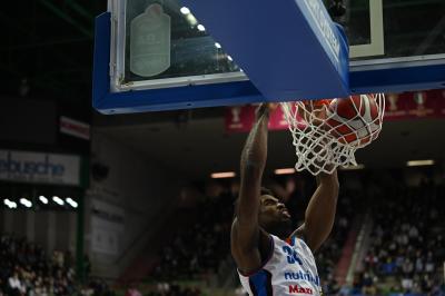 TREVISO 16042022 LBA NUTRIBULLET TREVISO BASKET - HAPPY CASA BRINDISI