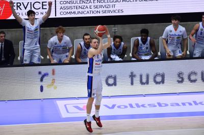 TREVISO 16042022 LBA NUTRIBULLET TREVISO BASKET - HAPPY CASA BRINDISI