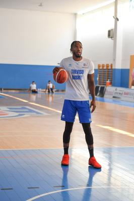 TREVISO 25082022 LBA PRECAMPIONATO NUTRIBULLET TREVISO BASKET - PRESENTAZIONE DEREK COOKE