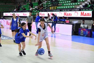 TREVISO 2042023 LBA NUTRIBULLET TREVISO BASKET - SCHOOL CUP