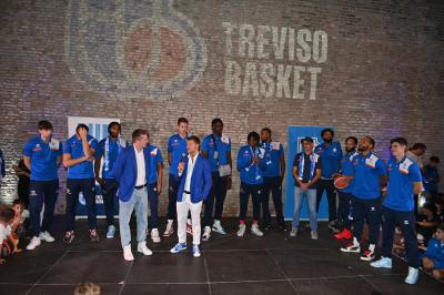 TREVISO 21092023 LBA PRECAMPIONATO NUTRIBULLET TREVISO BASKET - PRESENTAZIONE SQUADRA CITTA TREVISO