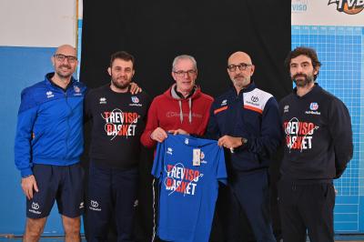 TREVISO 23112023 LBA CAMPIONATO NUTRIBULLET TREVISO BASKET - SHOOTING OLISEVICIUS + ROBINSON