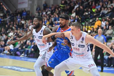 TREVISO 17122023 LBA CAMPIONATO NUTRIBULLET TREVISO BASKET - DOLOMITI ENERGIA TRENTO
