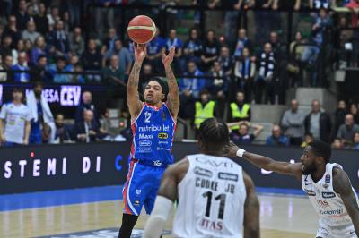 TREVISO 17122023 LBA CAMPIONATO NUTRIBULLET TREVISO BASKET - DOLOMITI ENERGIA TRENTO
