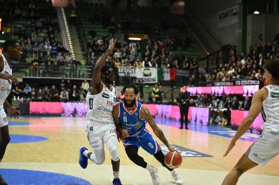 TREVISO 17122023 LBA CAMPIONATO NUTRIBULLET TREVISO BASKET - DOLOMITI ENERGIA TRENTO