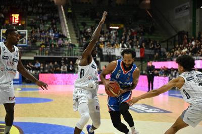 TREVISO 17122023 LBA CAMPIONATO NUTRIBULLET TREVISO BASKET - DOLOMITI ENERGIA TRENTO