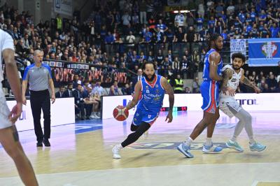 TREVISO 17122023 LBA CAMPIONATO NUTRIBULLET TREVISO BASKET - DOLOMITI ENERGIA TRENTO
