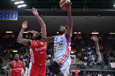 TREVISO 060124 LBA CAMPIONATO NUTRIBULLET TREVISO BASKET - OPENJOBMETIS VARESE