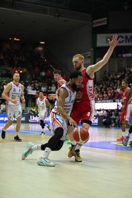 TREVISO 060124 LBA CAMPIONATO NUTRIBULLET TREVISO BASKET - OPENJOBMETIS VARESE