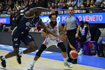 TREVISO 210124 LBA CAMPIONATO NUTRIBULLET TREVISO BASKET - DINAMO SASSARI
