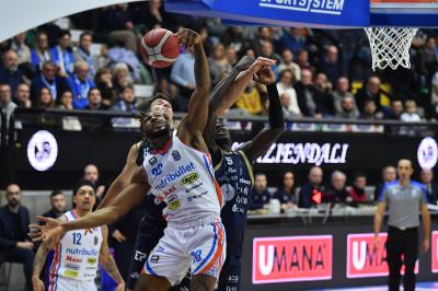 TREVISO 210124 LBA CAMPIONATO NUTRIBULLET TREVISO BASKET - DINAMO SASSARI