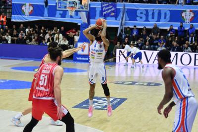 TREVISO 090324 LBA CAMPIONATO NUTRIBULLET TREVISO BASKET - UNAHOTELS REGGIO EMILIA