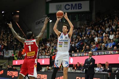 TREVISO 300324 LBA CAMPIONATO NUTRIBULLET TREVISO BASKET - PROSCIUTTO CARPEGNA PESARO