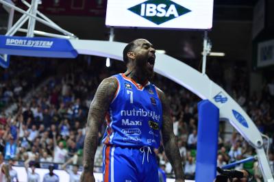 TREVISO 140424 LBA CAMPIONATO NUTRIBULLET TREVISO BASKET - EA7 ARMANI MILANO