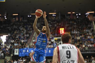 TREVISO 140424 LBA CAMPIONATO NUTRIBULLET TREVISO BASKET - EA7 ARMANI MILANO