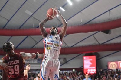 TREVISO 210424 LBA CAMPIONATO NUTRIBULLET TREVISO BASKET - UMANA REYER VENEZIA
