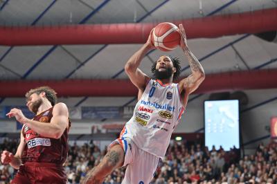 TREVISO 210424 LBA CAMPIONATO NUTRIBULLET TREVISO BASKET - UMANA REYER VENEZIA