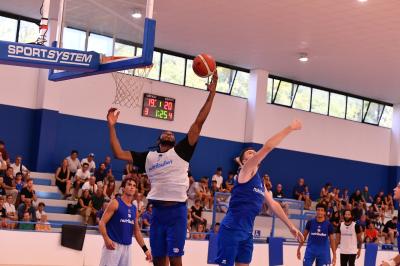 TREVISO 03092024 LBA PRECAMPIONATO NUTRIBULLET TREVISO BASKET - ALLENAMENTO + INCONTRO TIFOSI