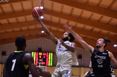 PONZANO 14092024 LBA PRECAMPIONATO NUTRIBULLET TREVISO BASKET - AQUILA TRENTO