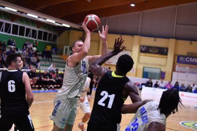 PONZANO 14092024 LBA PRECAMPIONATO NUTRIBULLET TREVISO BASKET - AQUILA TRENTO