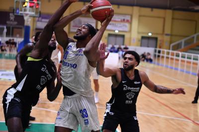 PONZANO 14092024 LBA PRECAMPIONATO NUTRIBULLET TREVISO BASKET - AQUILA TRENTO
