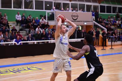 PONZANO 14092024 LBA PRECAMPIONATO NUTRIBULLET TREVISO BASKET - AQUILA TRENTO