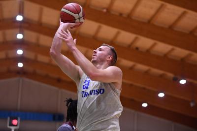 PONZANO 15092024 LBA PRECAMPIONATO NUTRIBULLET TREVISO BASKET - TRAPANI SHARK