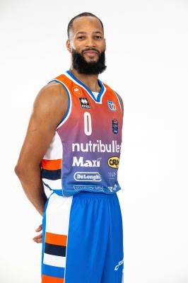 TREVISO 24092024 LBA PRECAMPIONATO NUTRIBULLET TREVISO BASKET  STAFF GIOCATORI MAGLIA GIOCO UFFICIALE