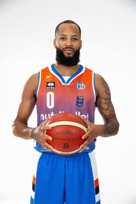 TREVISO 24092024 LBA PRECAMPIONATO NUTRIBULLET TREVISO BASKET  STAFF GIOCATORI MAGLIA GIOCO UFFICIALE