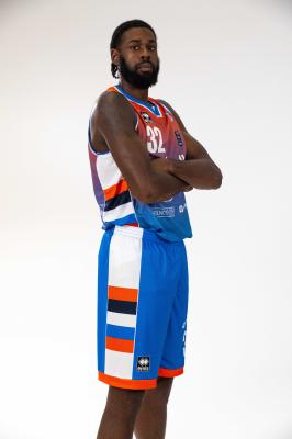 TREVISO 24092024 LBA PRECAMPIONATO NUTRIBULLET TREVISO BASKET  STAFF GIOCATORI MAGLIA GIOCO UFFICIALE