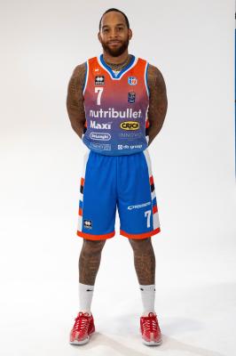 TREVISO 24092024 LBA PRECAMPIONATO NUTRIBULLET TREVISO BASKET  STAFF GIOCATORI MAGLIA GIOCO UFFICIALE