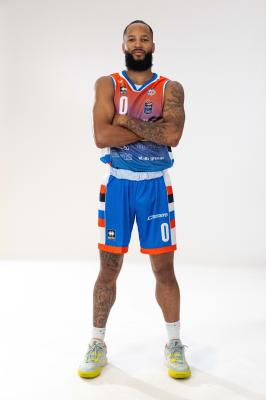 TREVISO 24092024 LBA PRECAMPIONATO NUTRIBULLET TREVISO BASKET  STAFF GIOCATORI MAGLIA GIOCO UFFICIALE