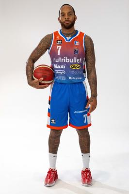 TREVISO 24092024 LBA PRECAMPIONATO NUTRIBULLET TREVISO BASKET  STAFF GIOCATORI MAGLIA GIOCO UFFICIALE