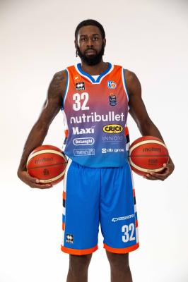 TREVISO 24092024 LBA PRECAMPIONATO NUTRIBULLET TREVISO BASKET  STAFF GIOCATORI MAGLIA GIOCO UFFICIALE