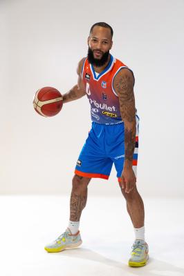 TREVISO 24092024 LBA PRECAMPIONATO NUTRIBULLET TREVISO BASKET  STAFF GIOCATORI MAGLIA GIOCO UFFICIALE