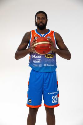 TREVISO 24092024 LBA PRECAMPIONATO NUTRIBULLET TREVISO BASKET  STAFF GIOCATORI MAGLIA GIOCO UFFICIALE