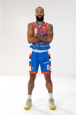 TREVISO 24092024 LBA PRECAMPIONATO NUTRIBULLET TREVISO BASKET  STAFF GIOCATORI MAGLIA GIOCO UFFICIALE