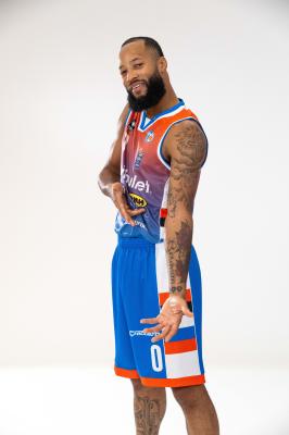 TREVISO 24092024 LBA PRECAMPIONATO NUTRIBULLET TREVISO BASKET  STAFF GIOCATORI MAGLIA GIOCO UFFICIALE