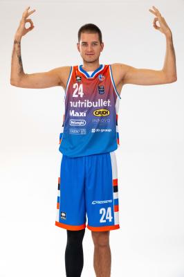 TREVISO 24092024 LBA PRECAMPIONATO NUTRIBULLET TREVISO BASKET  STAFF GIOCATORI MAGLIA GIOCO UFFICIALE