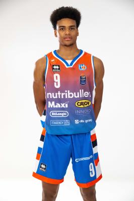 TREVISO 24092024 LBA PRECAMPIONATO NUTRIBULLET TREVISO BASKET  STAFF GIOCATORI MAGLIA GIOCO UFFICIALE