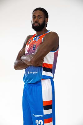 TREVISO 24092024 LBA PRECAMPIONATO NUTRIBULLET TREVISO BASKET  STAFF GIOCATORI MAGLIA GIOCO UFFICIALE