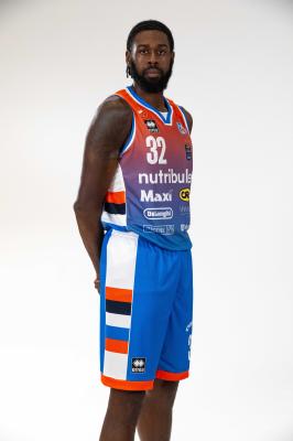 TREVISO 24092024 LBA PRECAMPIONATO NUTRIBULLET TREVISO BASKET  STAFF GIOCATORI MAGLIA GIOCO UFFICIALE