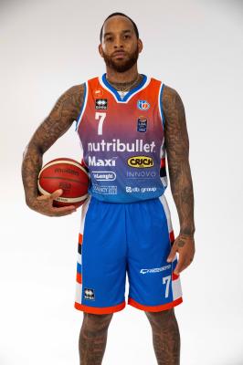 TREVISO 24092024 LBA PRECAMPIONATO NUTRIBULLET TREVISO BASKET  STAFF GIOCATORI MAGLIA GIOCO UFFICIALE