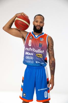 TREVISO 24092024 LBA PRECAMPIONATO NUTRIBULLET TREVISO BASKET  STAFF GIOCATORI MAGLIA GIOCO UFFICIALE