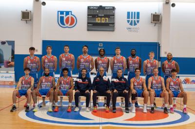 TREVISO 24092024 LBA PRECAMPIONATO NUTRIBULLET TREVISO BASKET  STAFF GIOCATORI MAGLIA GIOCO UFFICIALE